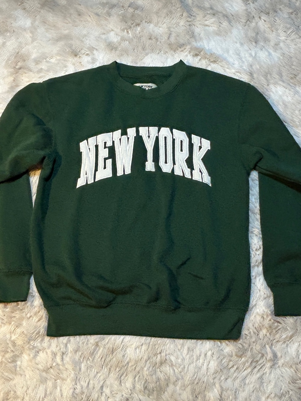 NEW YORK Dark Green Pullover Crewneck Sweatshirt